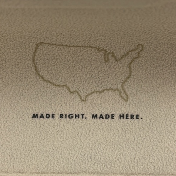 NEW Alan J Collection Glasses Case with Lens Cloth - Picture 2 of 5